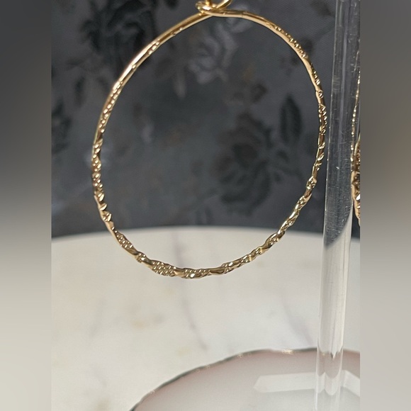Brand New Gold Hoop Earrings - Picture 2 of 4